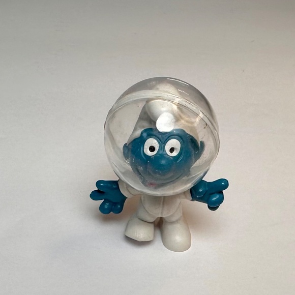 Vintage Schleich Astronaut Smurf Figure – Space Smurf – Made in Portugal - Picture 2 of 8